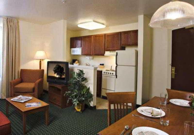 Towneplace Suites By Marriott Atlanta Kennesaw Esterno foto